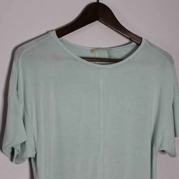 ✨Zella Activewear Mint Green T-shirt Top - Picture 2 of 8